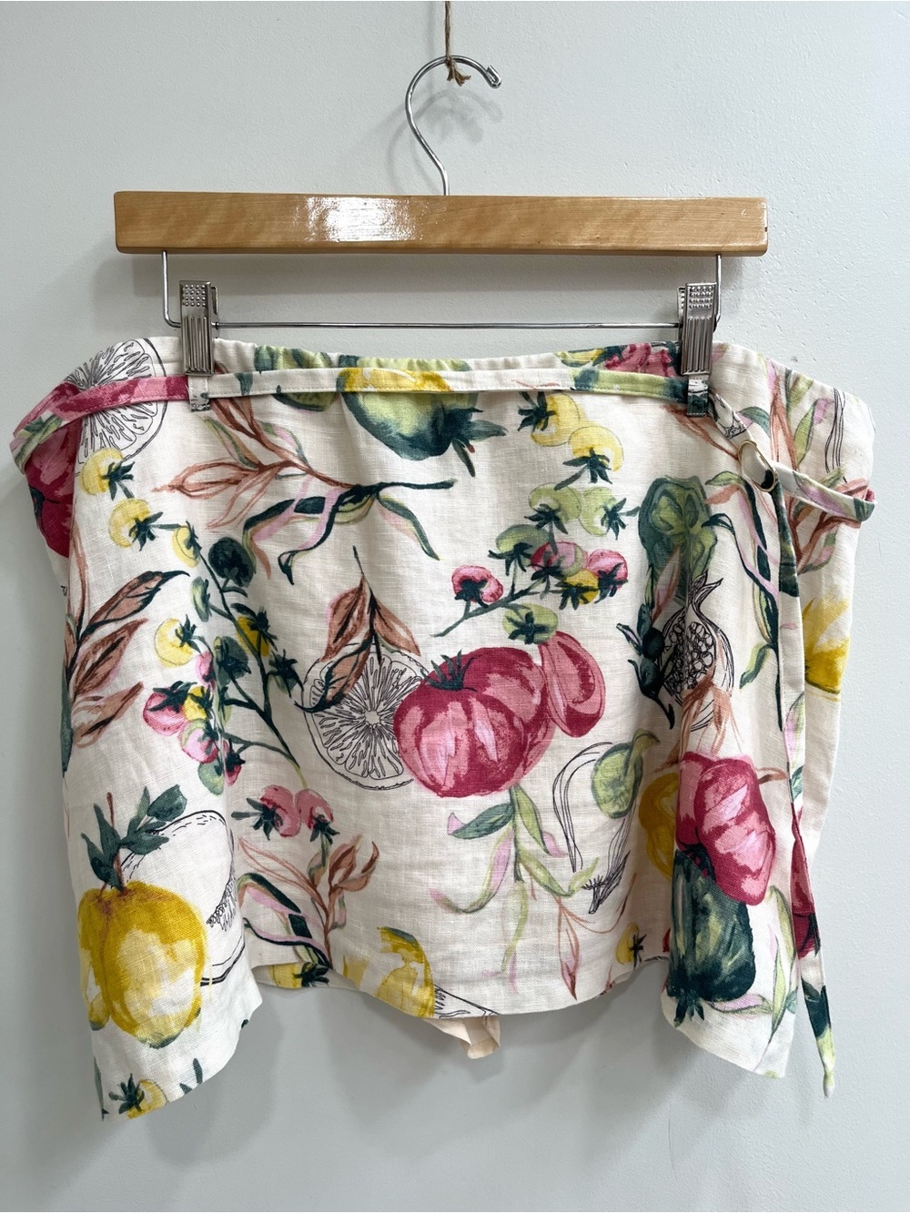 Abercrombie & Fitch linen-blend skort mini skirtvibrant artistic vegetable fruit